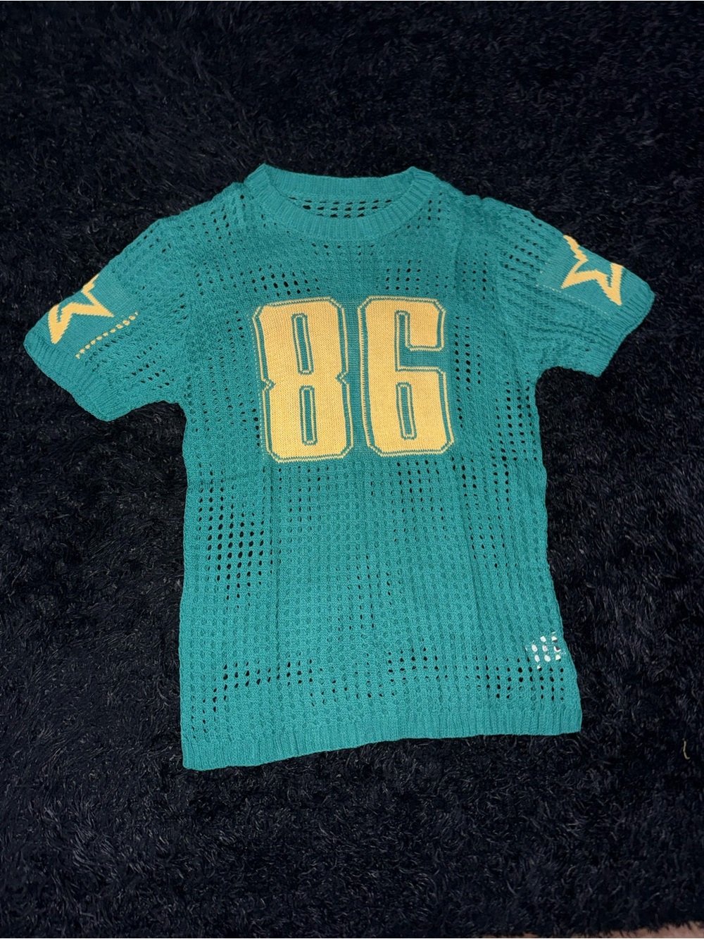 Men Teal Knit Jersey Top with Yellow '86' Graphic